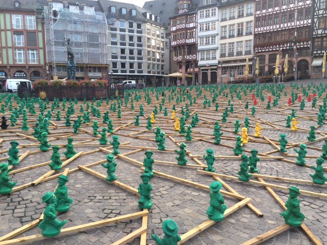 Ronin, Town Hall square